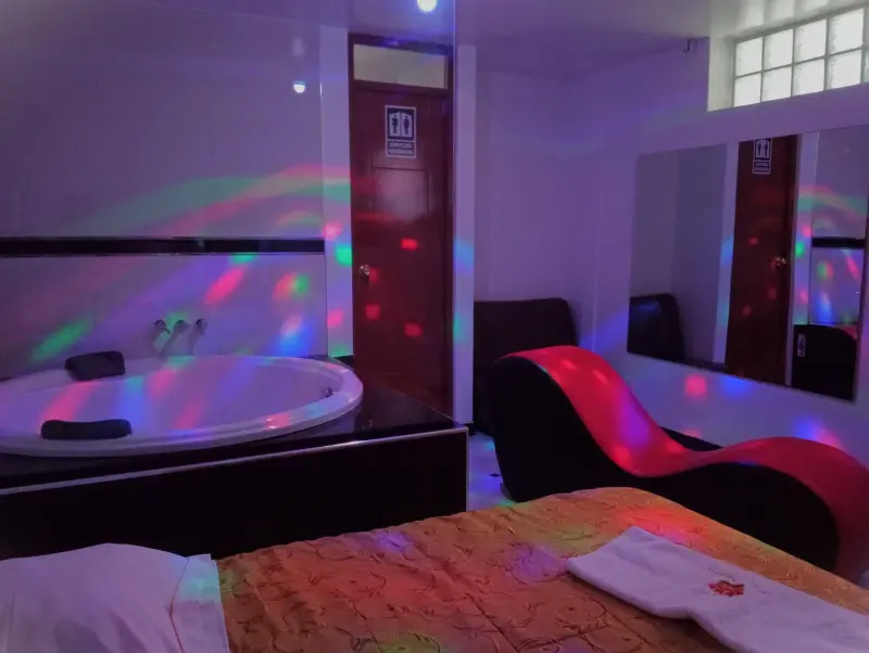 detalle de decoracion en hostal queen huancayo